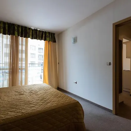 Апартамент ❤ 1 Bedroom W Kitchen & Pool View ❤vd❤ Слънчев бряг
